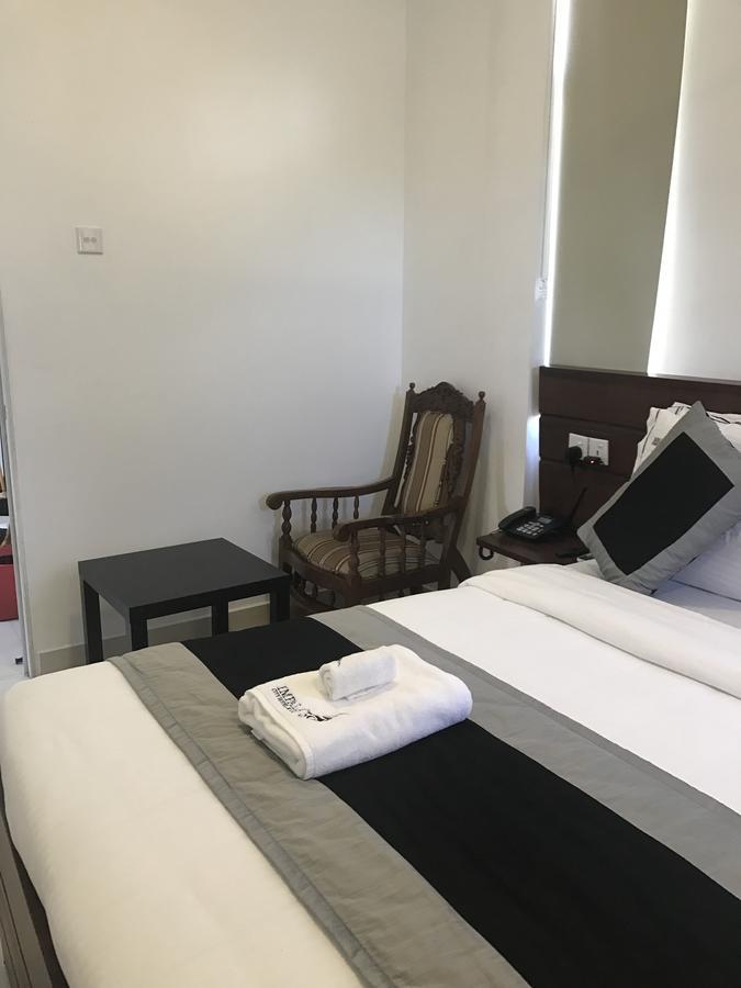 Impala City Hotel And Hostel Kandy 50 Exterior photo